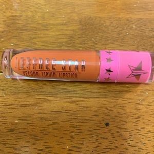 Jeffree star cosmetics velour liquid lip
